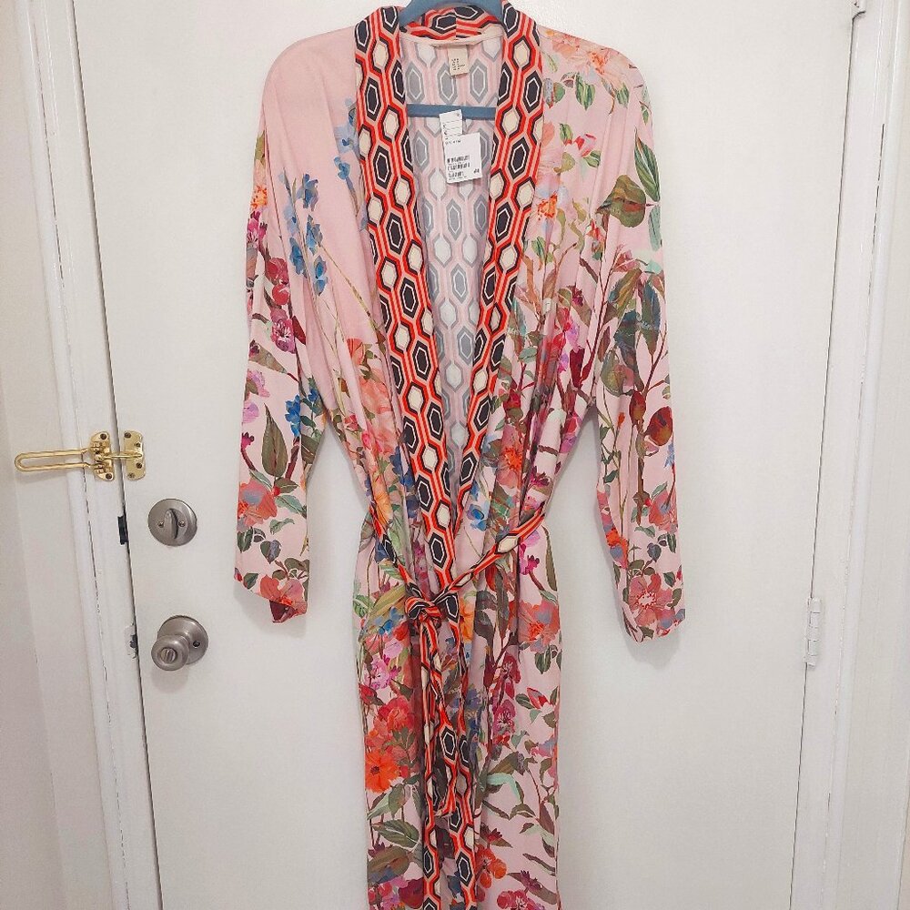 H&M H & M HM Trend Pink Floral Designer Style Kimono Robe Tag M , L XL NWT